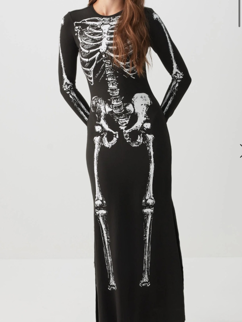Black Long-Sleeve Skeleton Print Maxi Dress